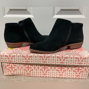 Gianni Bini NIB size 7.5 black booties